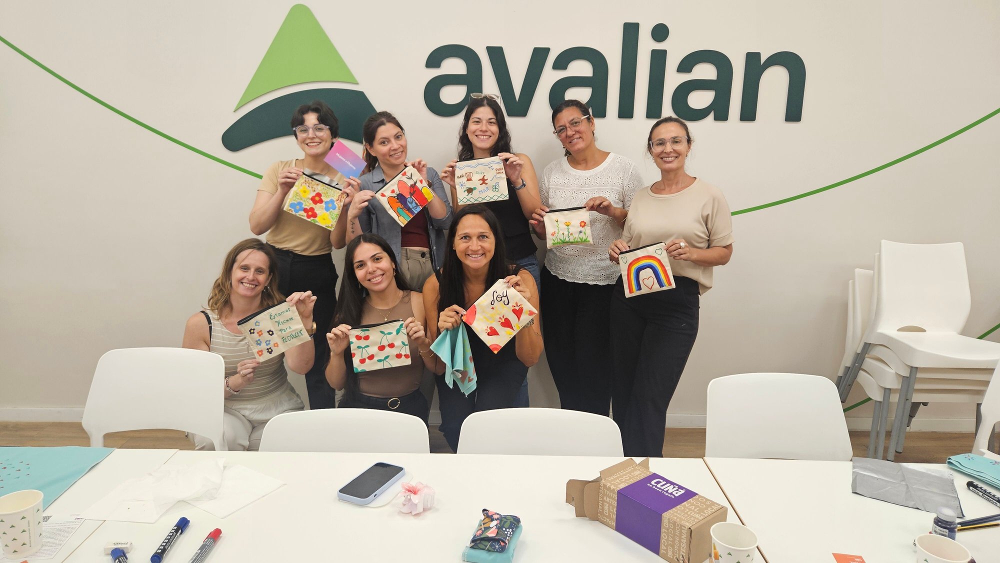 Avalian 2-2