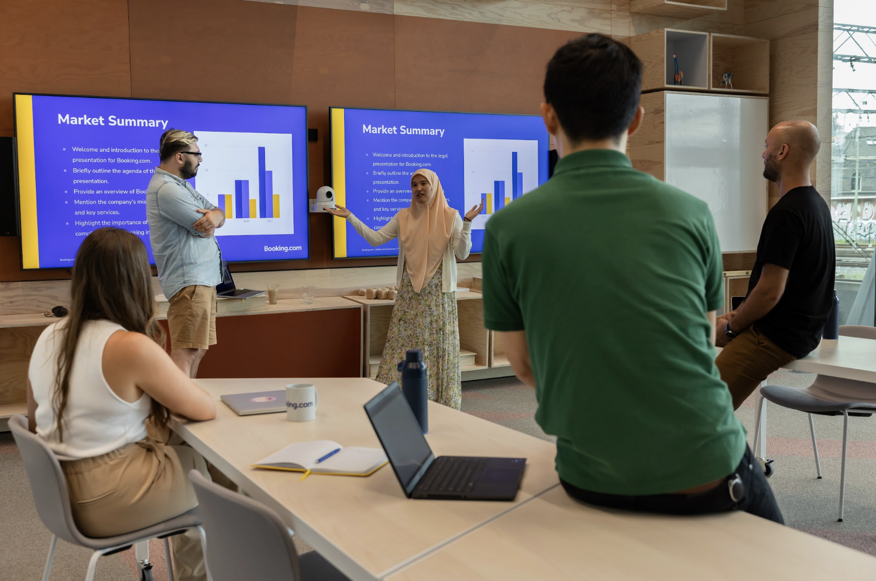 Booking.com_AR1__6939b9e919646ad76c79865f_3