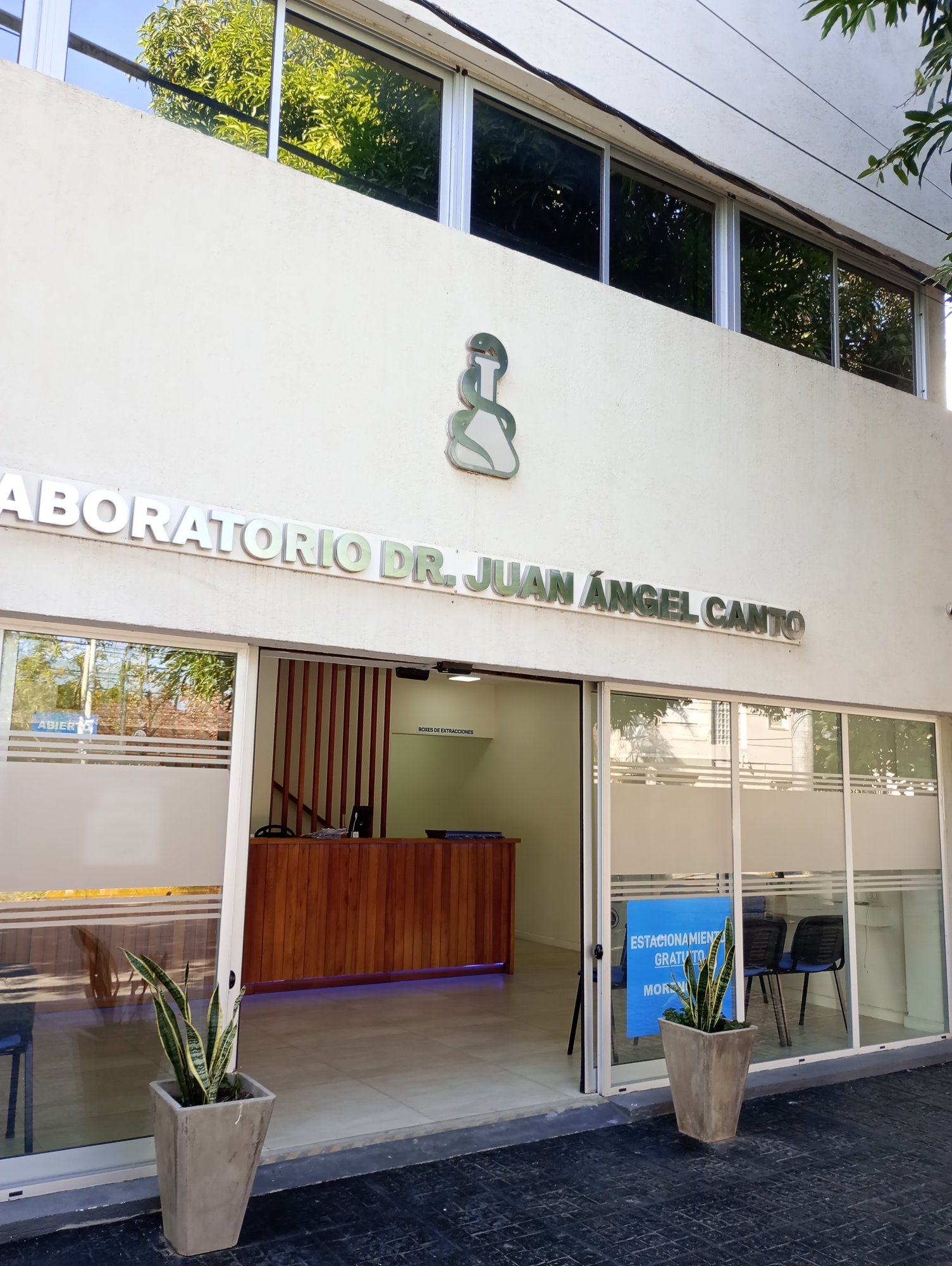 LABORATORIO Dr. CANTO 4