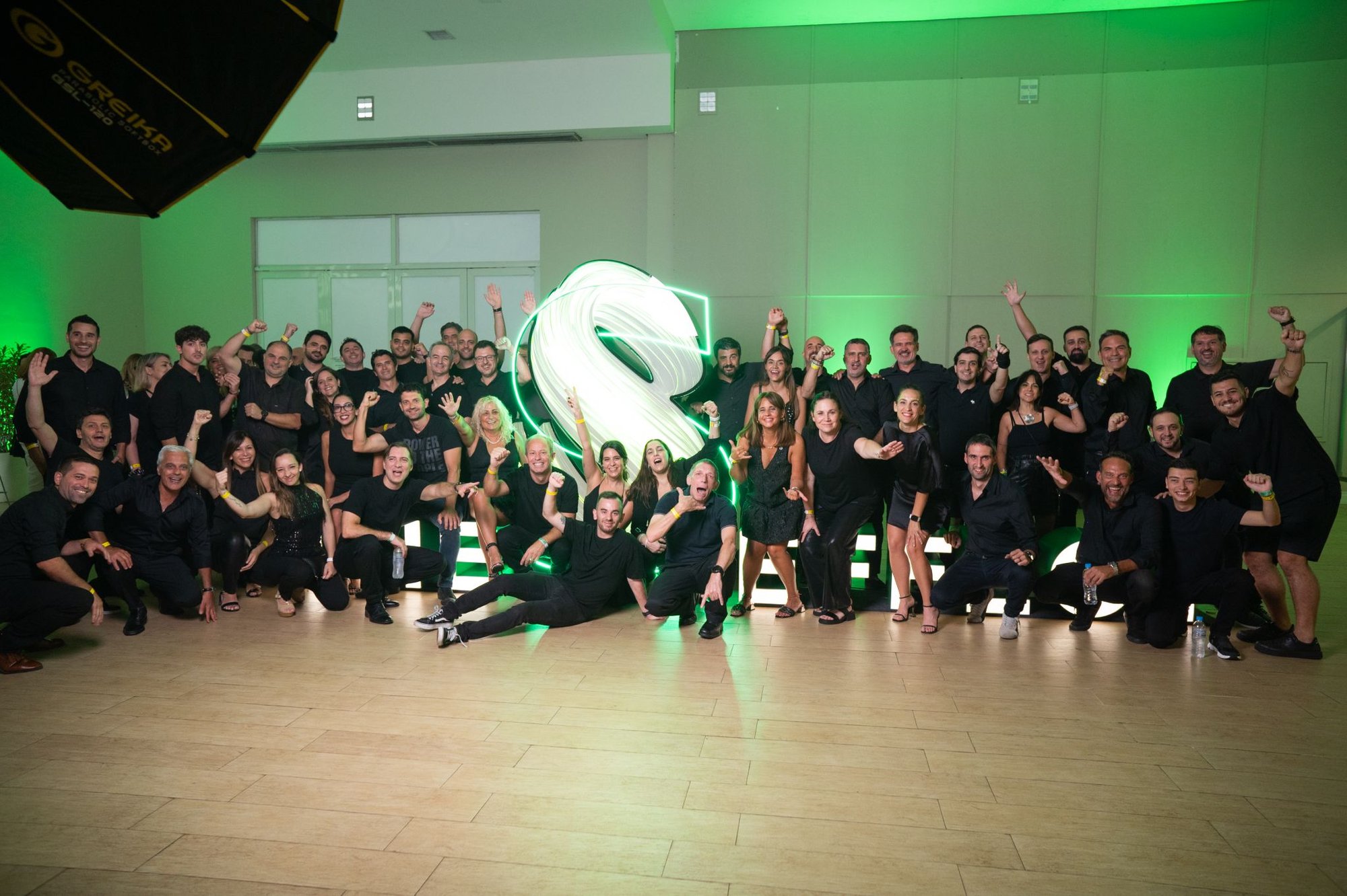 Schneider Electric 1-2