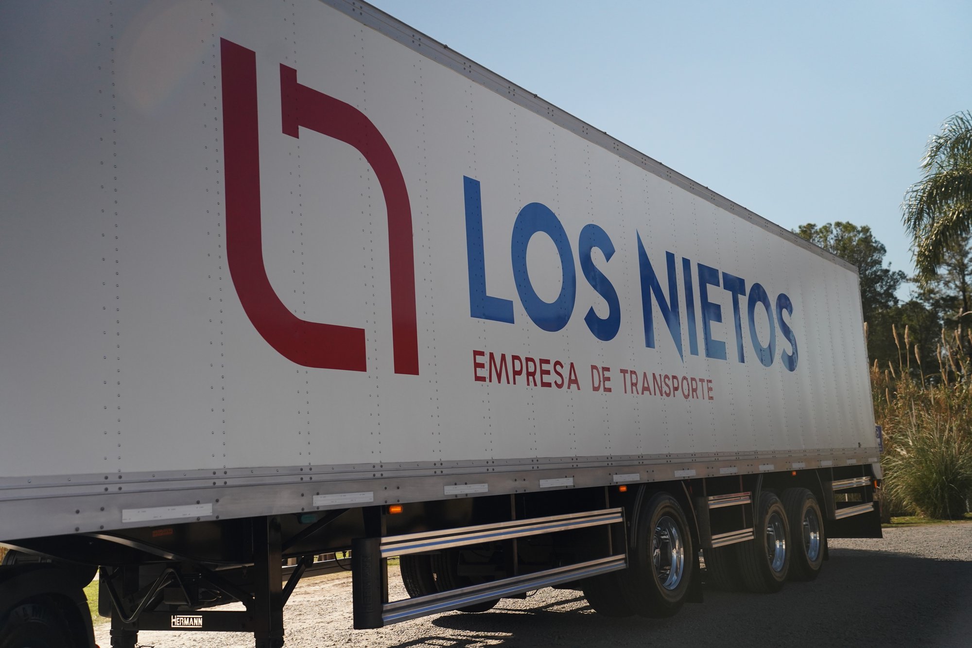 Transporte Los Nietos 3-1