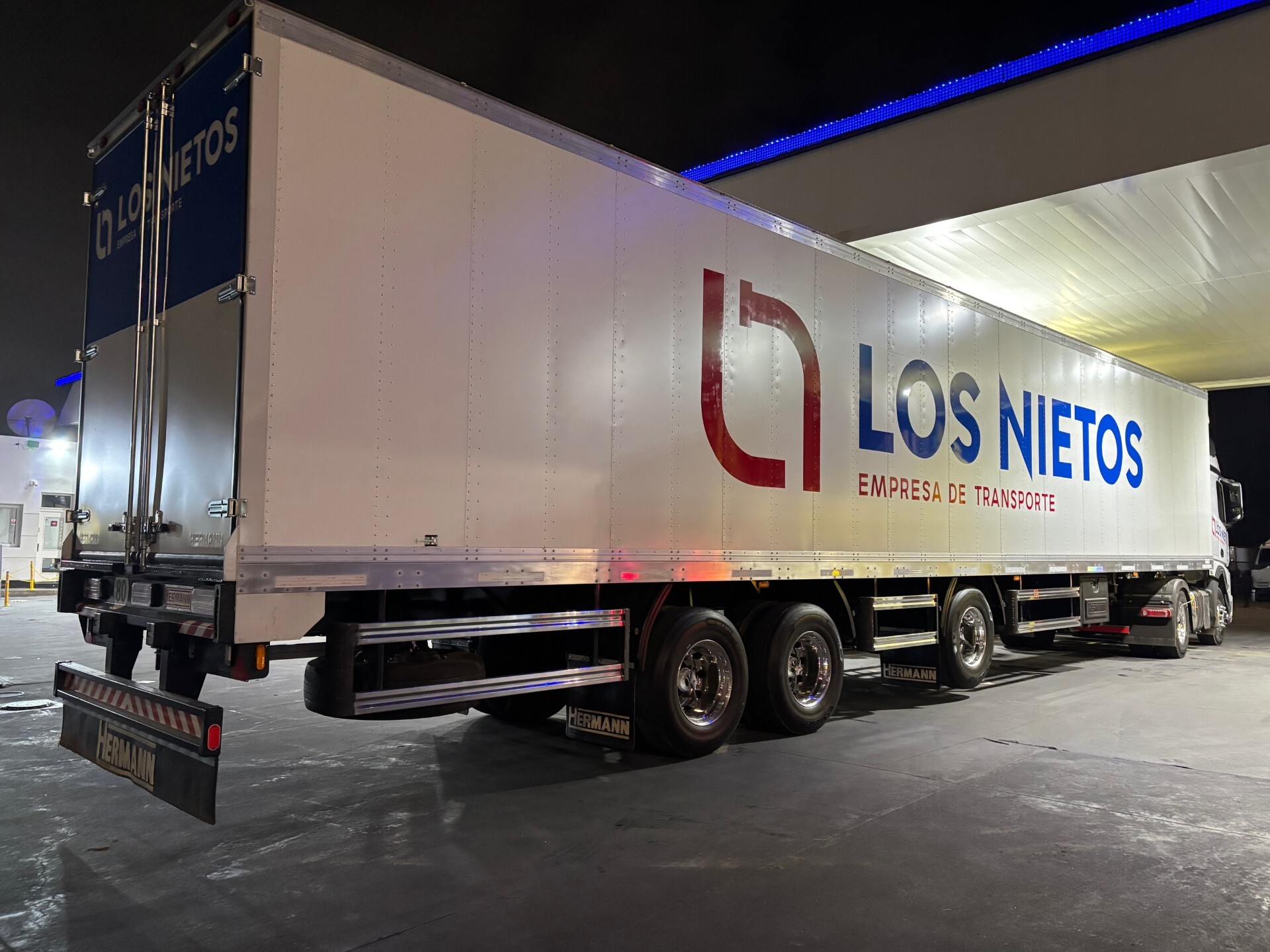 Transporte Los Nietos 4-1