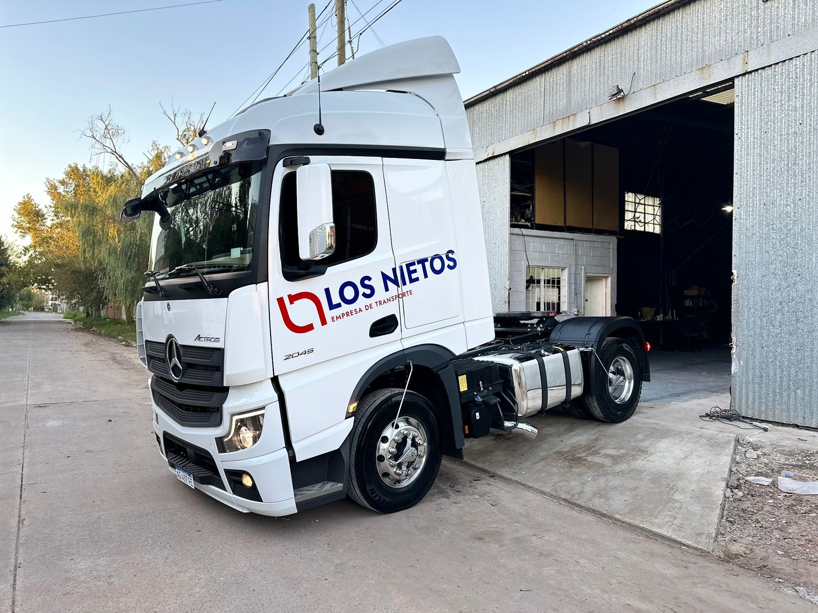 Transporte Los Nietos 5